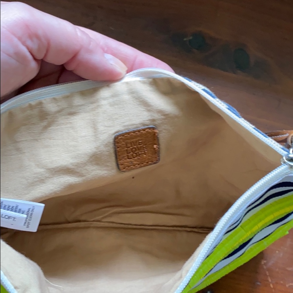 Clutch - Picture 3 of 5